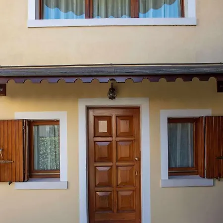 Apartment Ca Raffaello Lovely House Near Venice